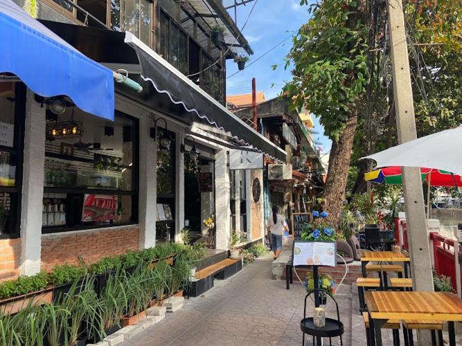 4J Lodge Бангкок Екстер'єр фото